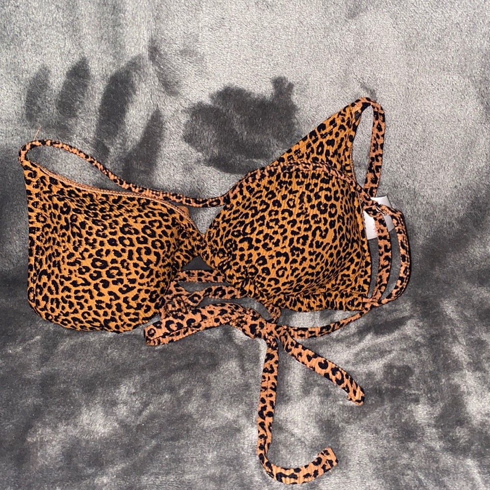 Bathing suit top
